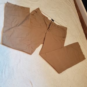 Gap Chinos